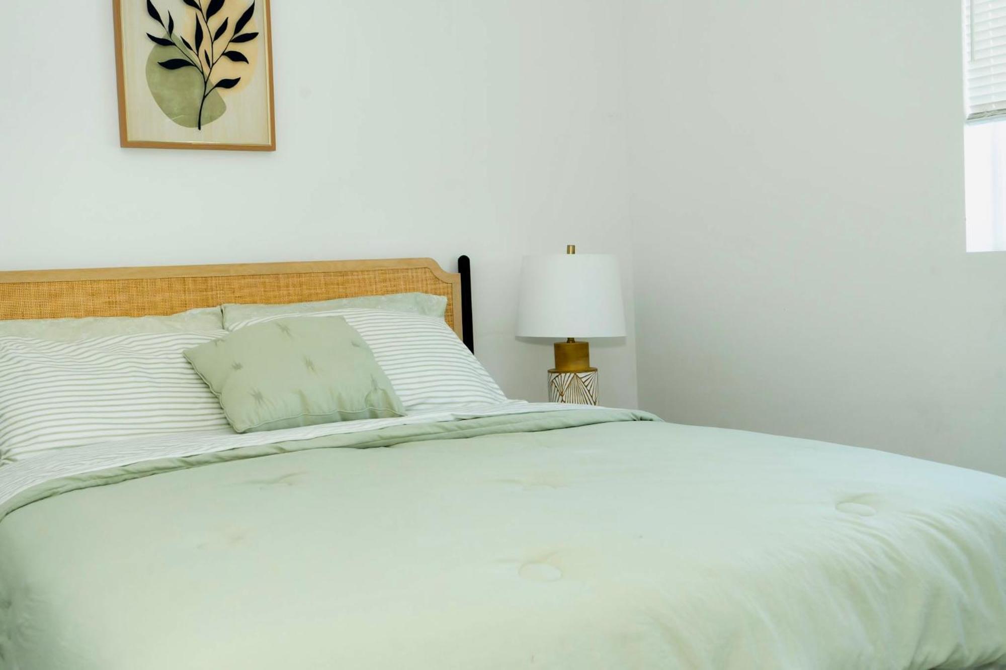 The Dacha Hostel Лос Анджелис Екстериор снимка