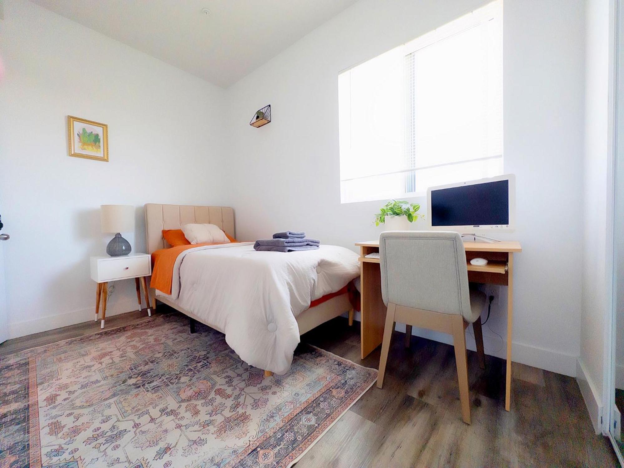 The Dacha Hostel Лос Анджелис Екстериор снимка